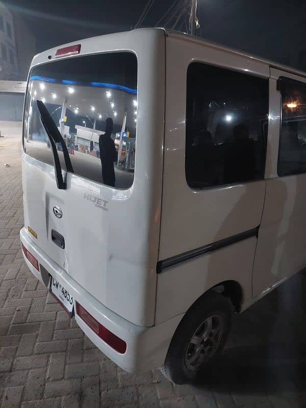 Daihatsu Hijet 2012 13