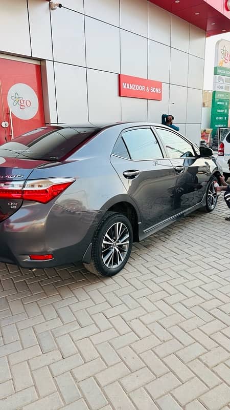 Toyota Corolla Altis 2018 1.8 cvt for sale 3