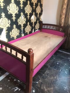 Single Bed - 9/10 Condition