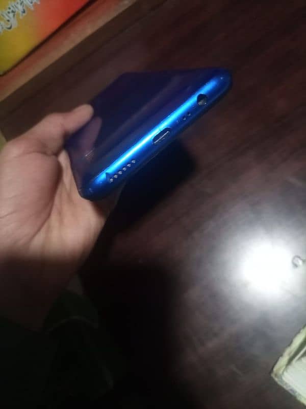 realme 5 4/64 with box 5