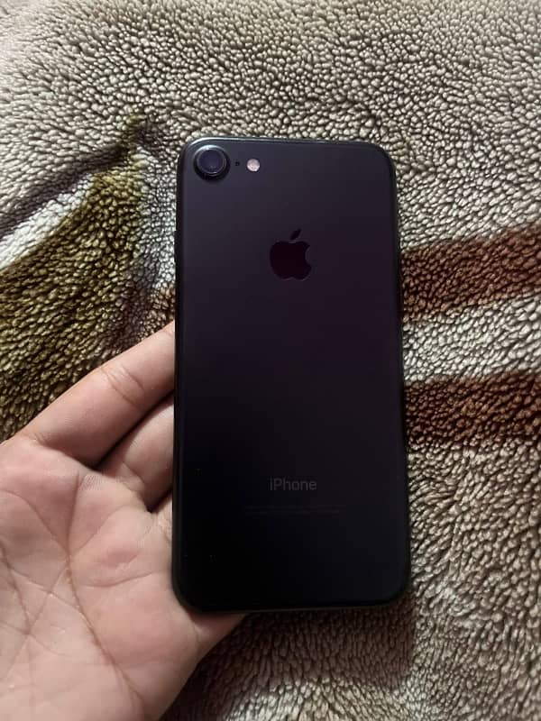 iPhone 7 128gb jv 0