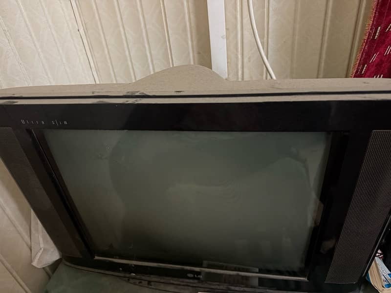 LG ultra Slim Tv 1