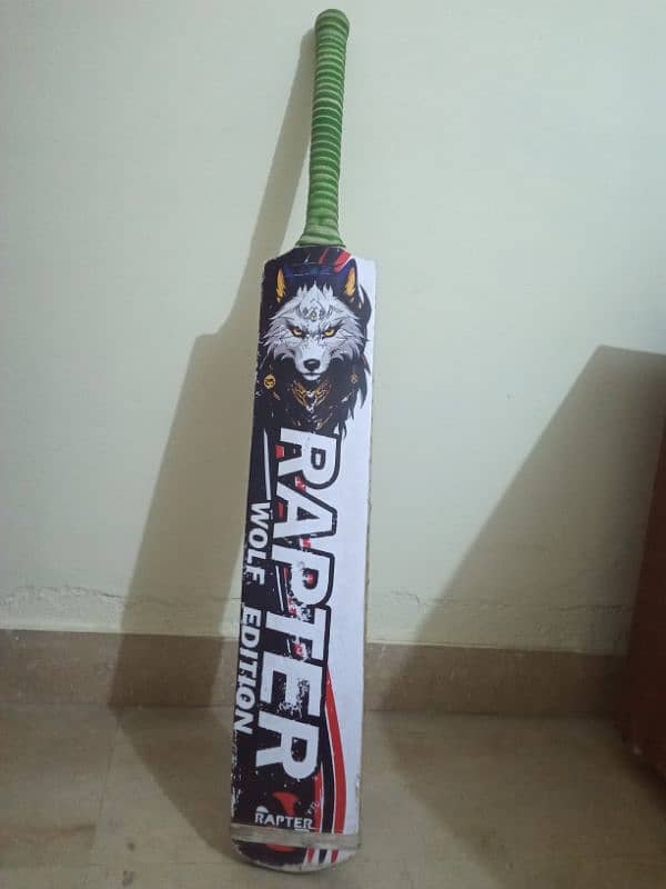 Raptor Bat 1