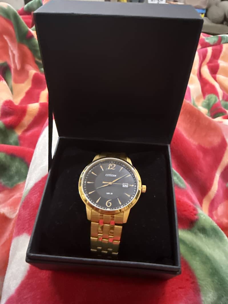 Citizen golden watch 0