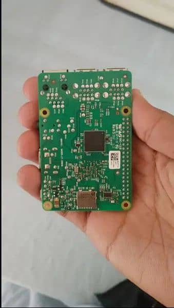 Raspberry Pi 3 Model B 1