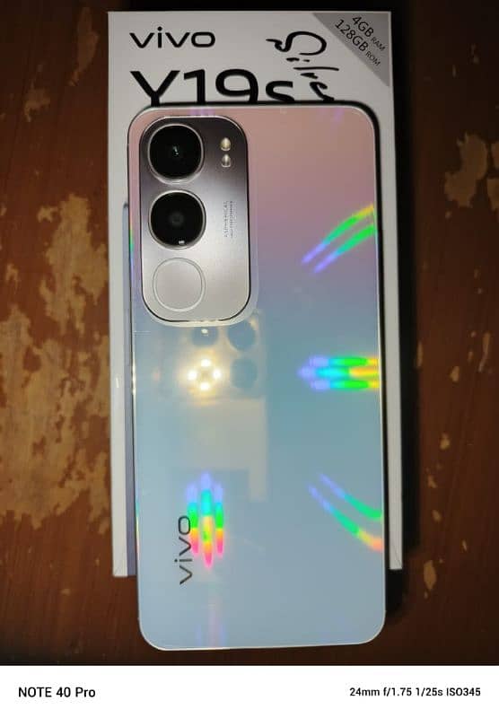 Vivo Y19s condition 10 by 10 1