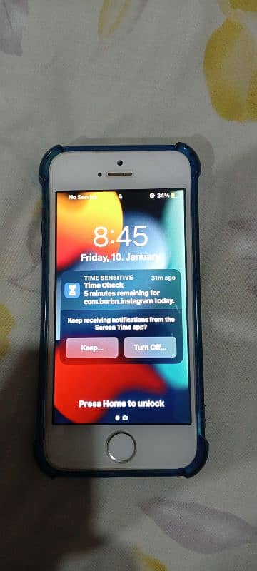 Genuine Condition original iPhone SE 64GB memory 2