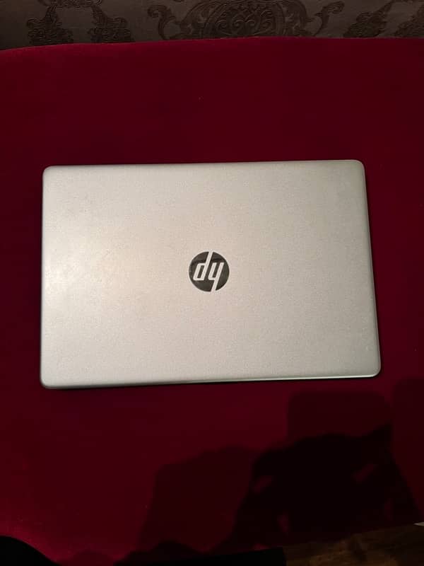 HP Laptop 15T-DY100 - INTEL CORE I7 10TH GEN - ALMOST BRAND NEW 1