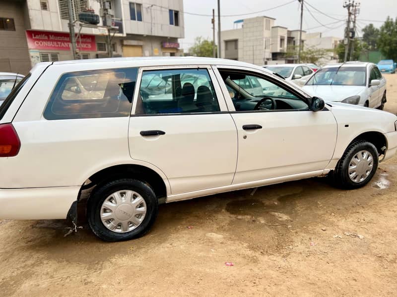 Nissan AD Van 2006/2011 8