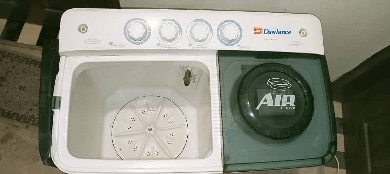 dawlance washing machine neat n clean condition both side working 4