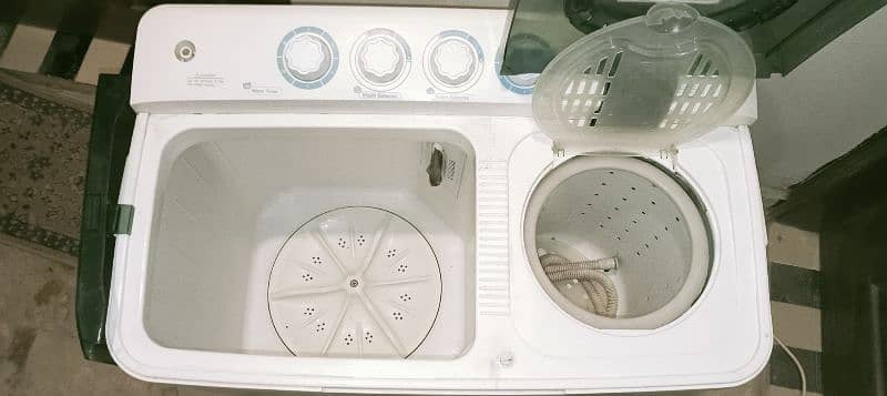 dawlance washing machine neat n clean condition both side working 5