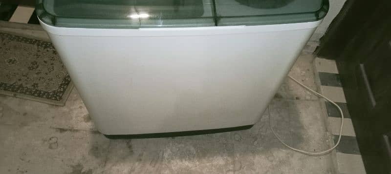 dawlance washing machine neat n clean condition both side working 8