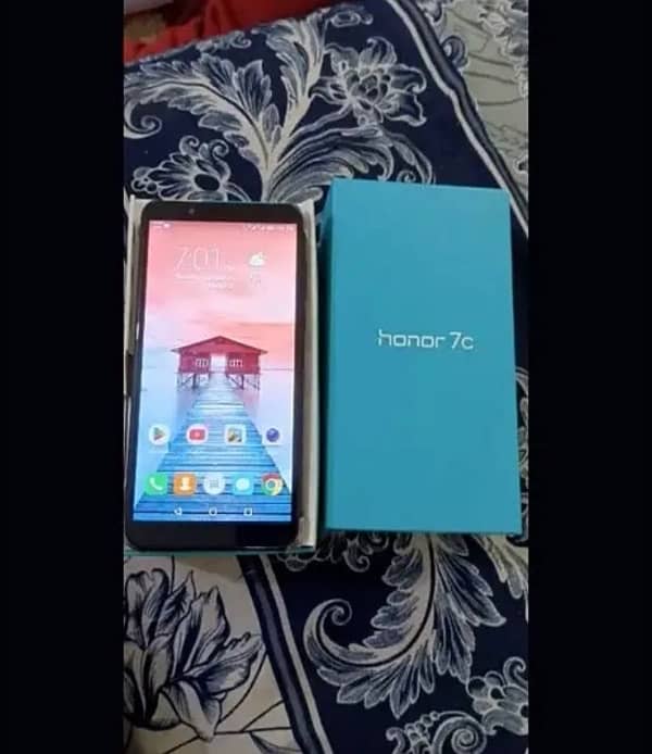 Honor 7c 1