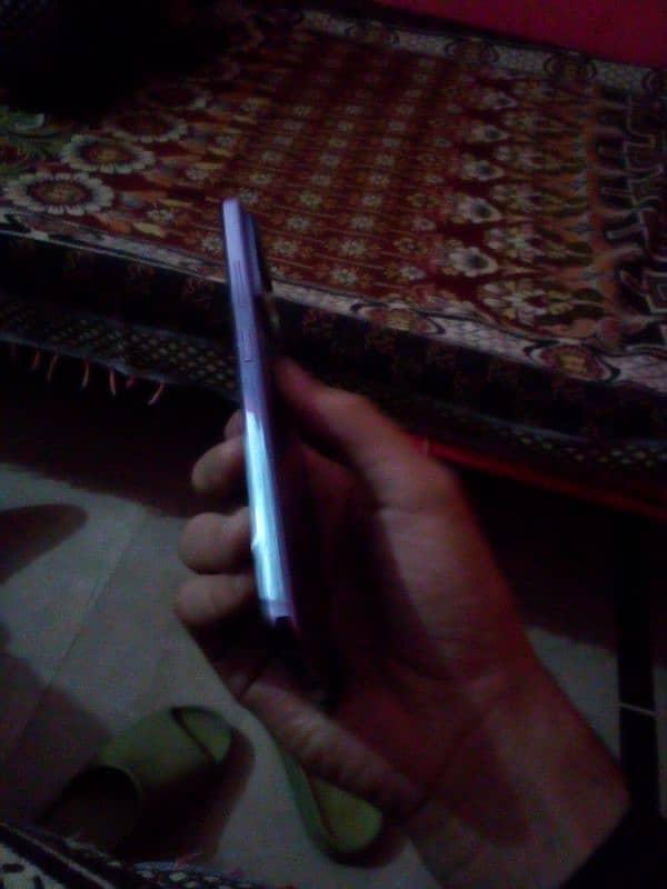 Infinix zero x pro. ok 100 percent sealed. 8/128. finger in display 2