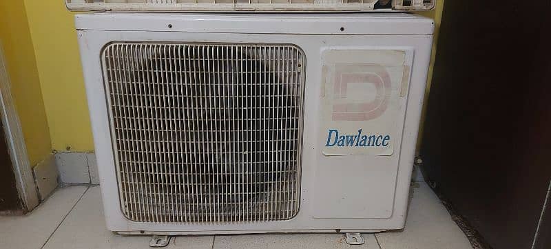 AC for sale urgent leaving city 2