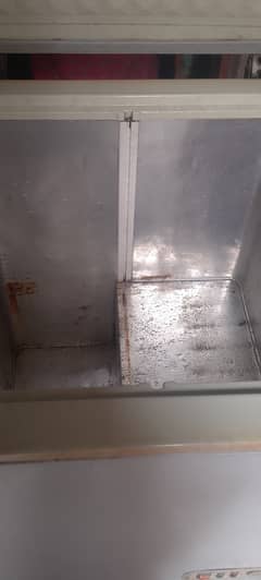 Deep freezer