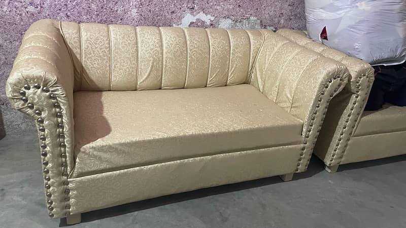 wooden sofa set cover with comfortable molty foam and ragzine 1