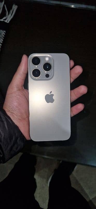 iphone 15 pro natural titanium 1