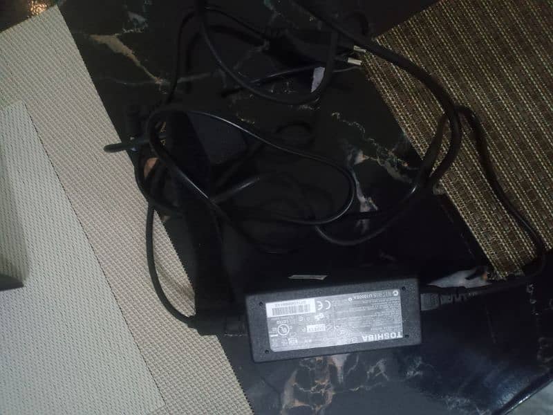 Laptop hp chrome book with charger 13