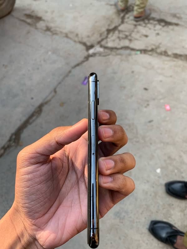 I phone xs non pta waterpak 1