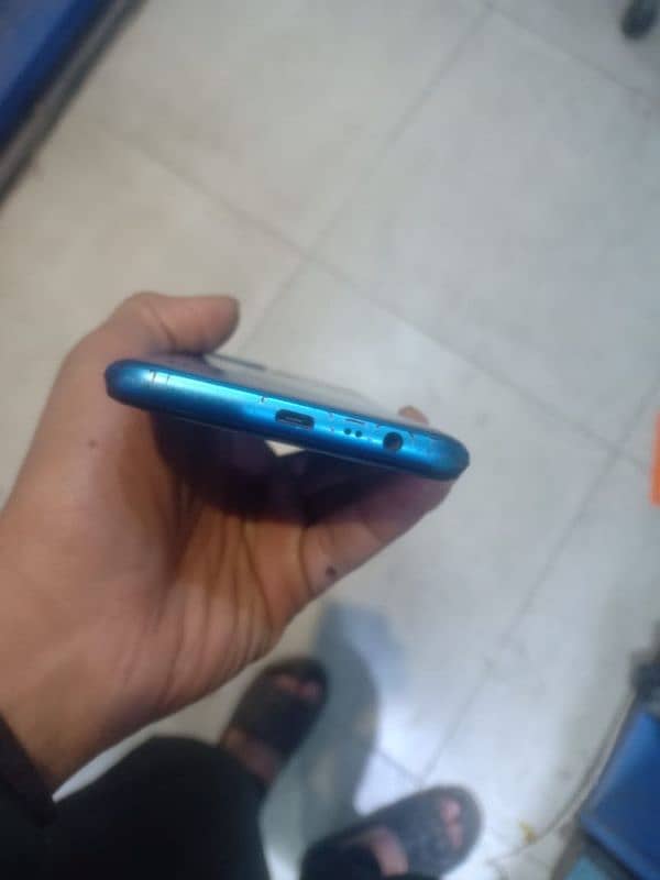 realme c25 4/64 storage 4