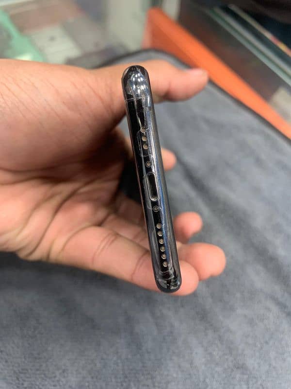 iphone 11 pro PTA 3