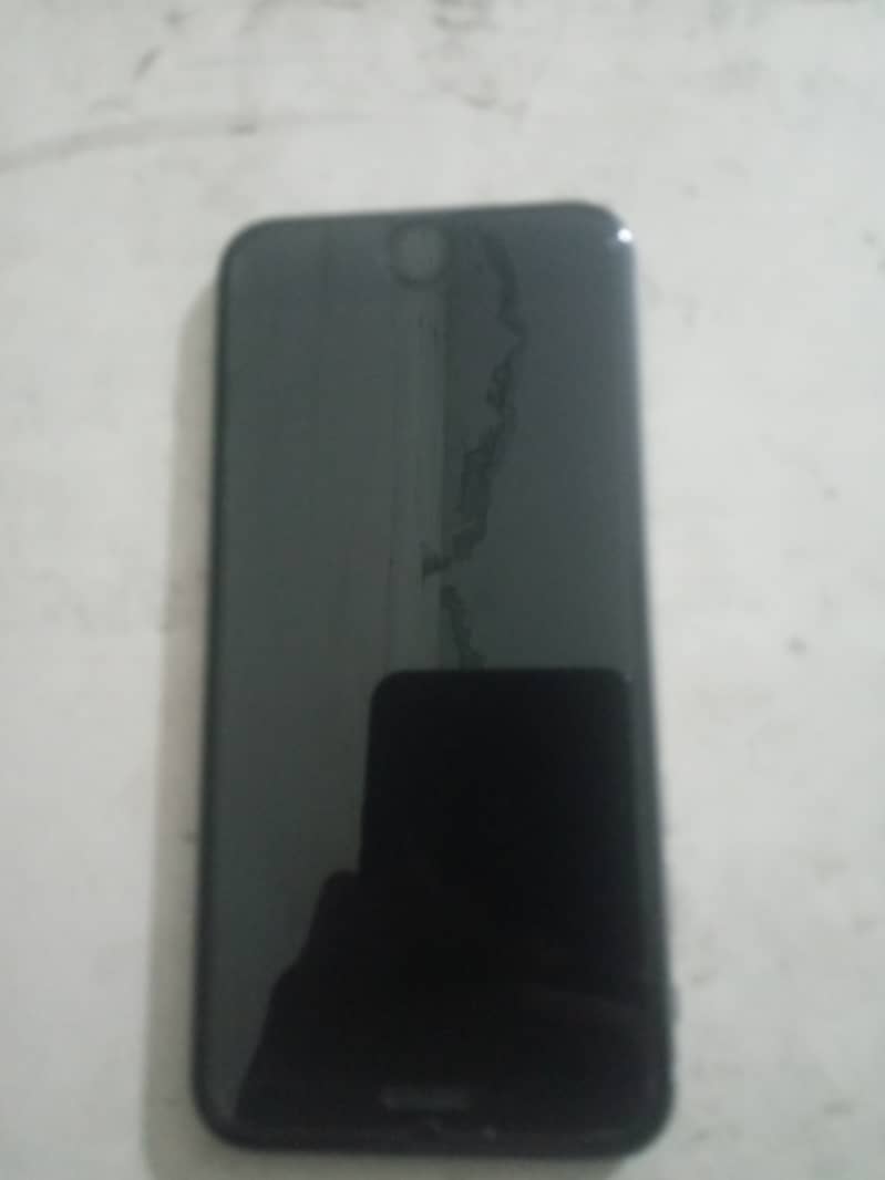 iPhone 6 non PTA good Condition 8