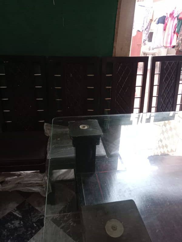 dinning table urgent for sale 1