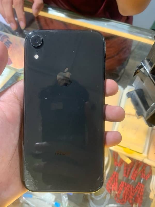 Iphone XR 128gb With Box 3