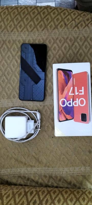 oppo F17 is for sale 1