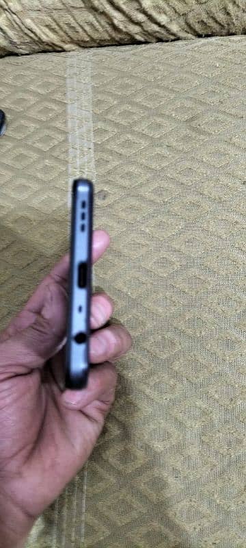 oppo F17 is for sale 5