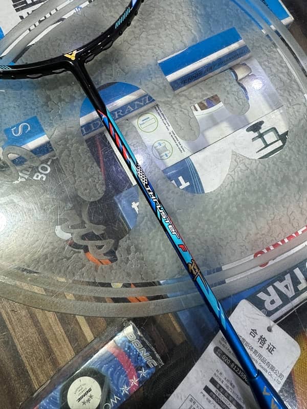 professional badminton rackets at whole sale prices 2