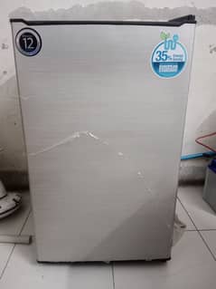 Room Refrigerator in excellent condition