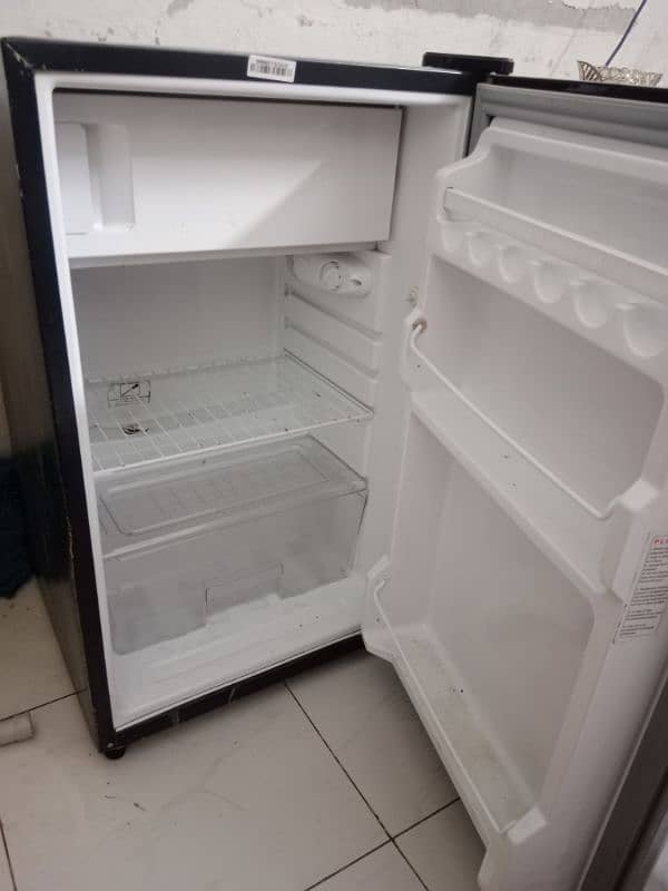 Room Refrigerator in excellent condition 1