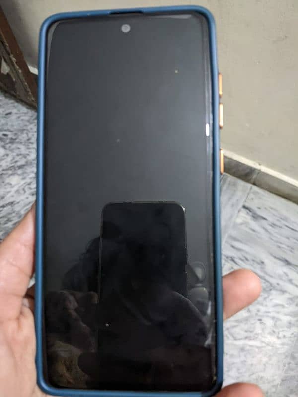 Samsung A51 mobile in 8/10 condition 1