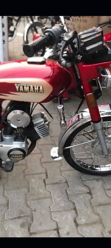 Yamaha royal 100 14