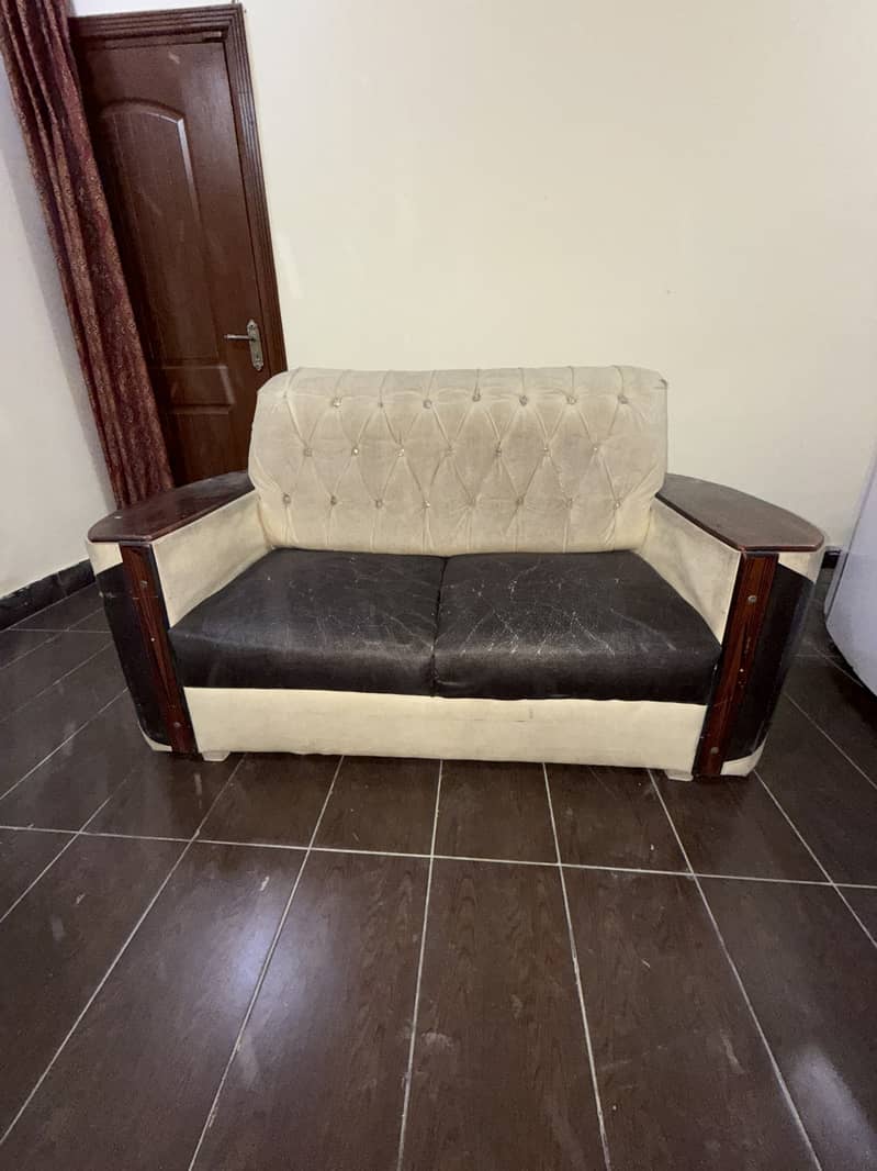 5 Seater Sofa Set 1