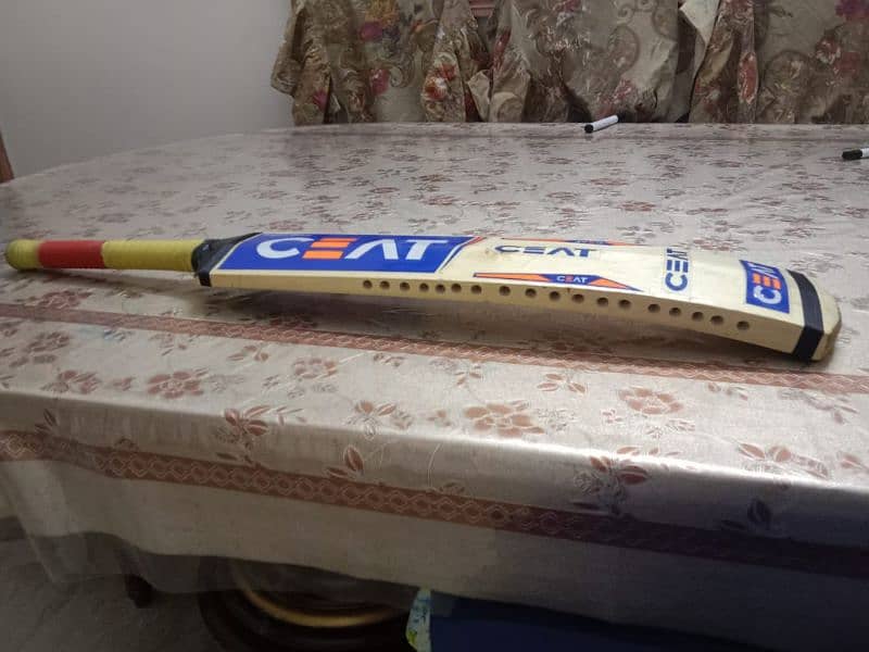 Bat rawla kot wood bat  CE8T 2