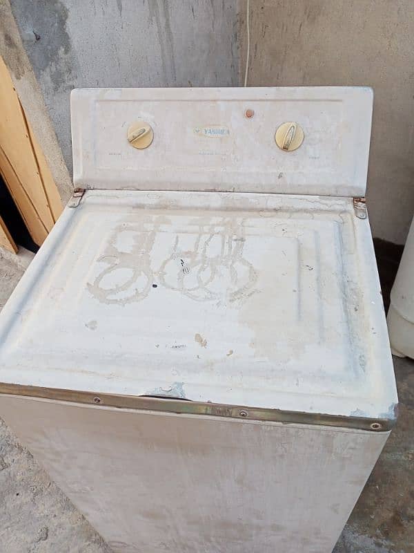 washing machine in very good condition 1