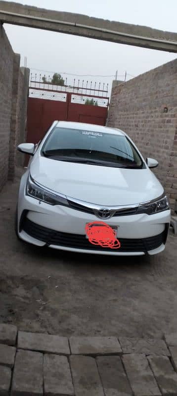 Toyota Corolla GLI 2019 SuperWhite 2