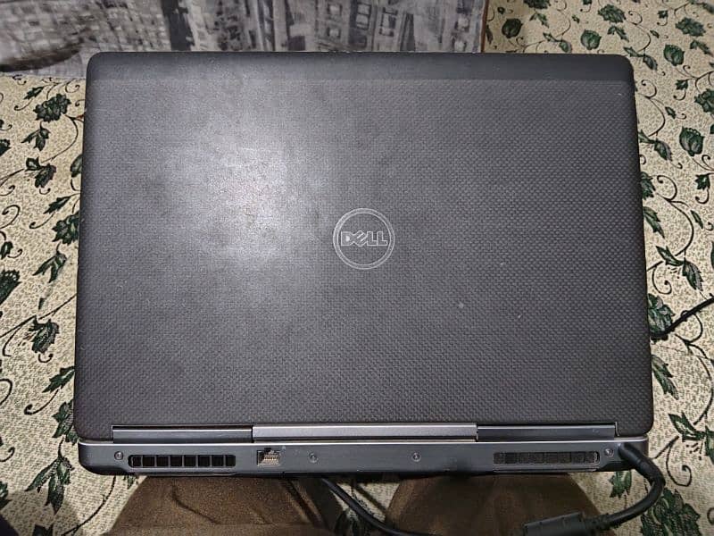 DELL Laptop i7 6th generation 2