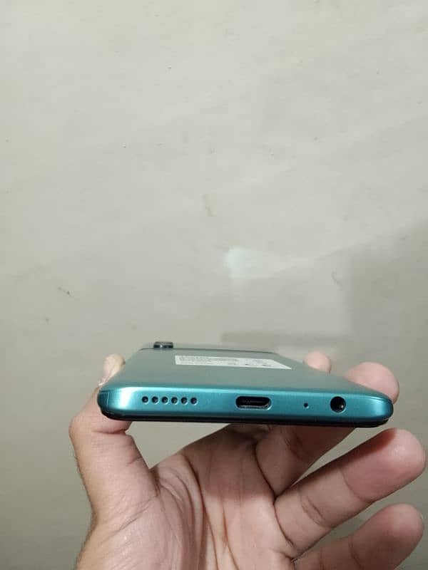 Tecno spark 8 pro 4/64 5