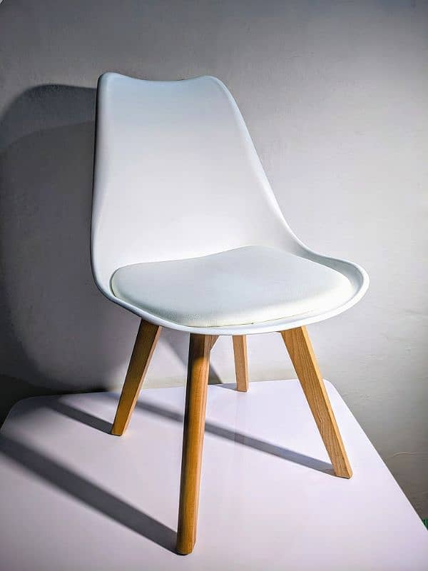 brand new Studio & home decoration chair 0