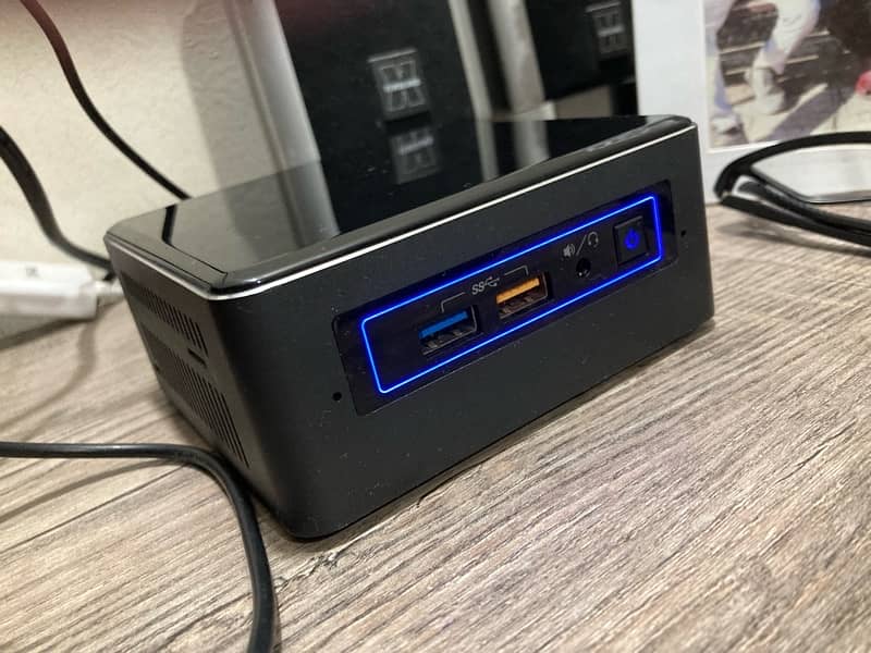 Intel NUC Core I5 7th Gen 0