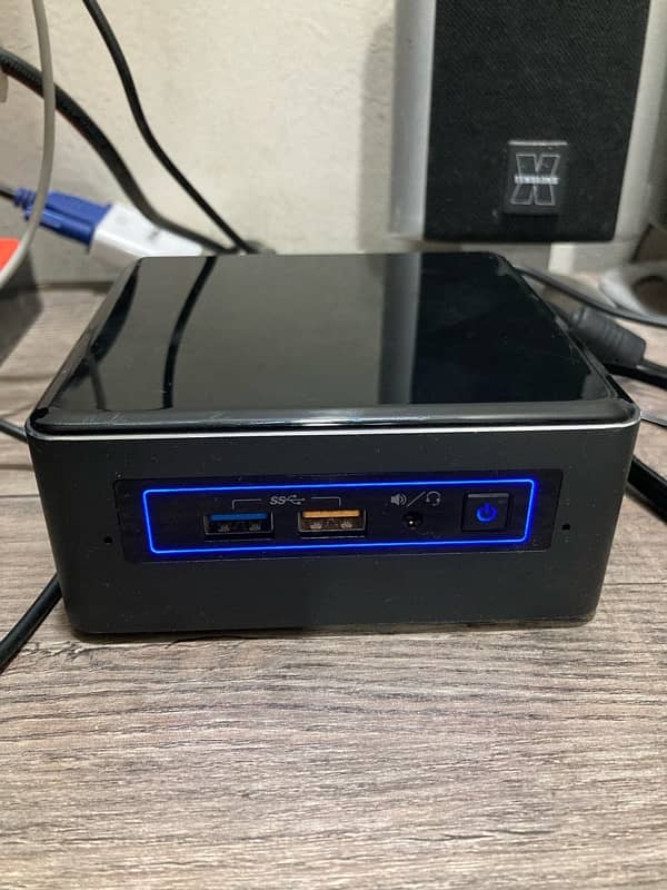 Intel NUC Core I5 7th Gen 3