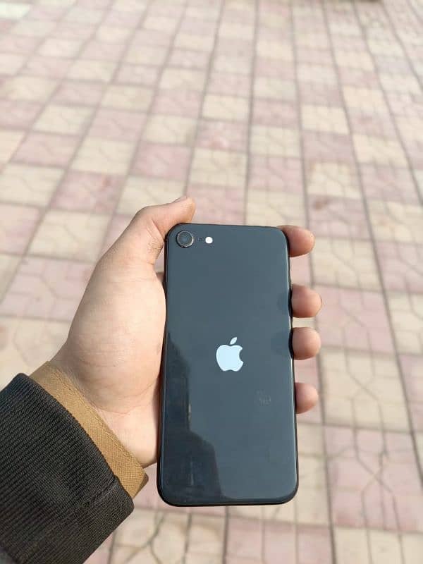 iphone SE 2020 8