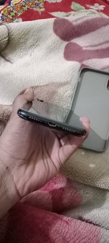 iphone XR JV 5