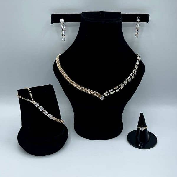 GOLD PLATED NECKLACE SET 0