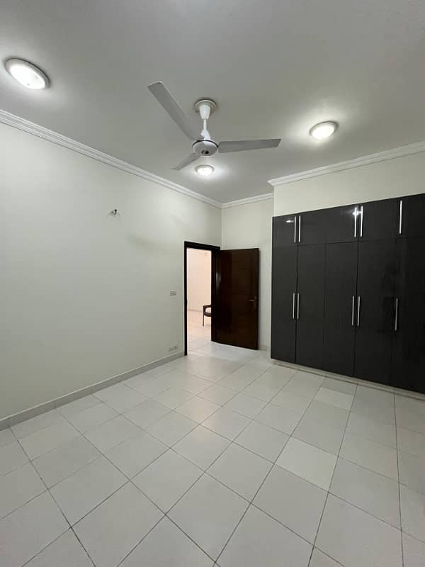 6.11 Marla House In Bahria Town For Rent 7