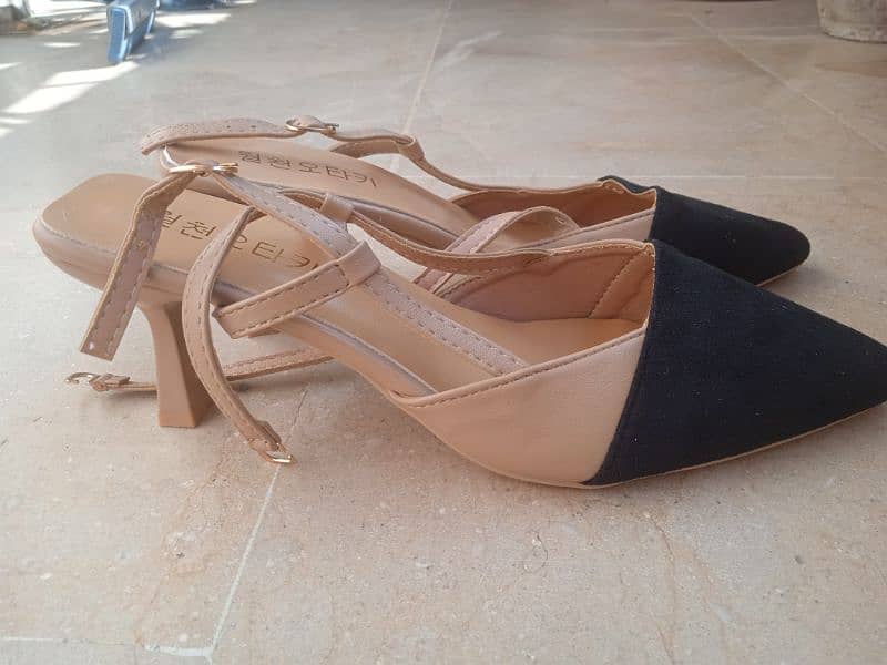 women formal footwear 1